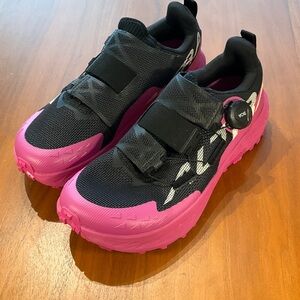 Timp BOA Black and Pink Athletic Shoes
